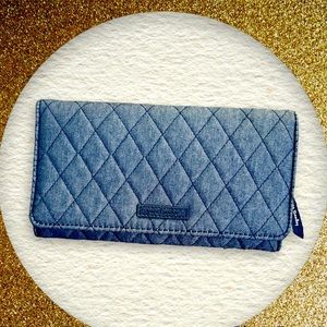 Vera Bradley wallet